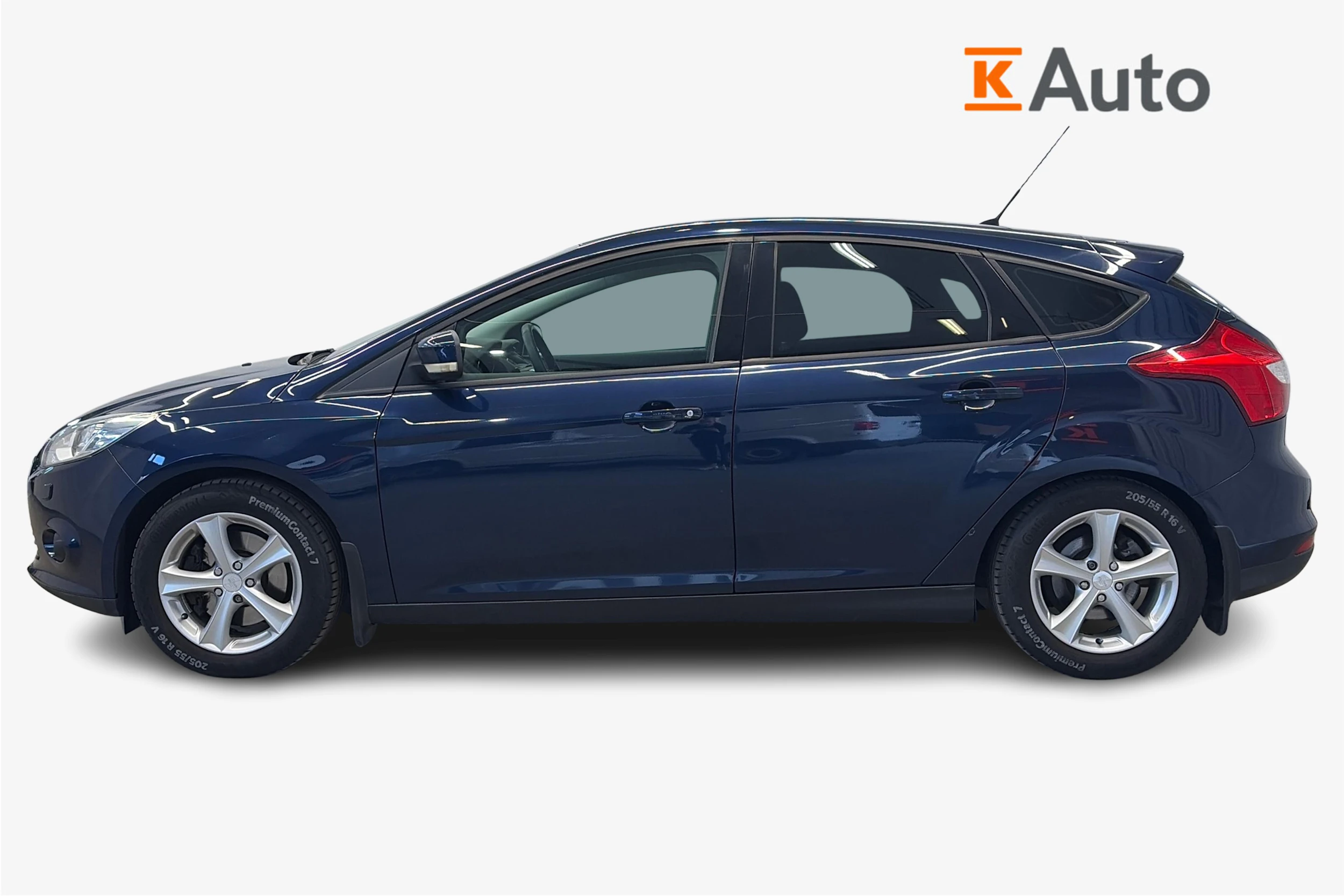 sininen Ford Focus 2011 kuva 7.