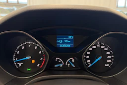 sininen Ford Focus 2011 kuva 19.