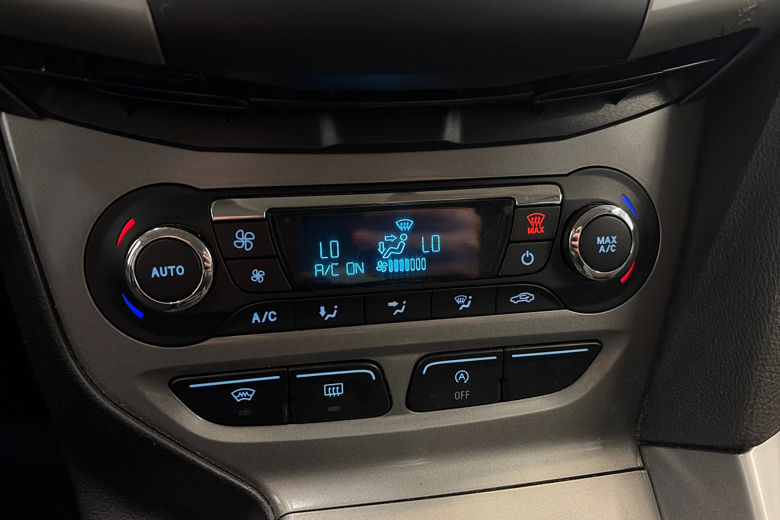 sininen Ford Focus 2011 kuva 25.
