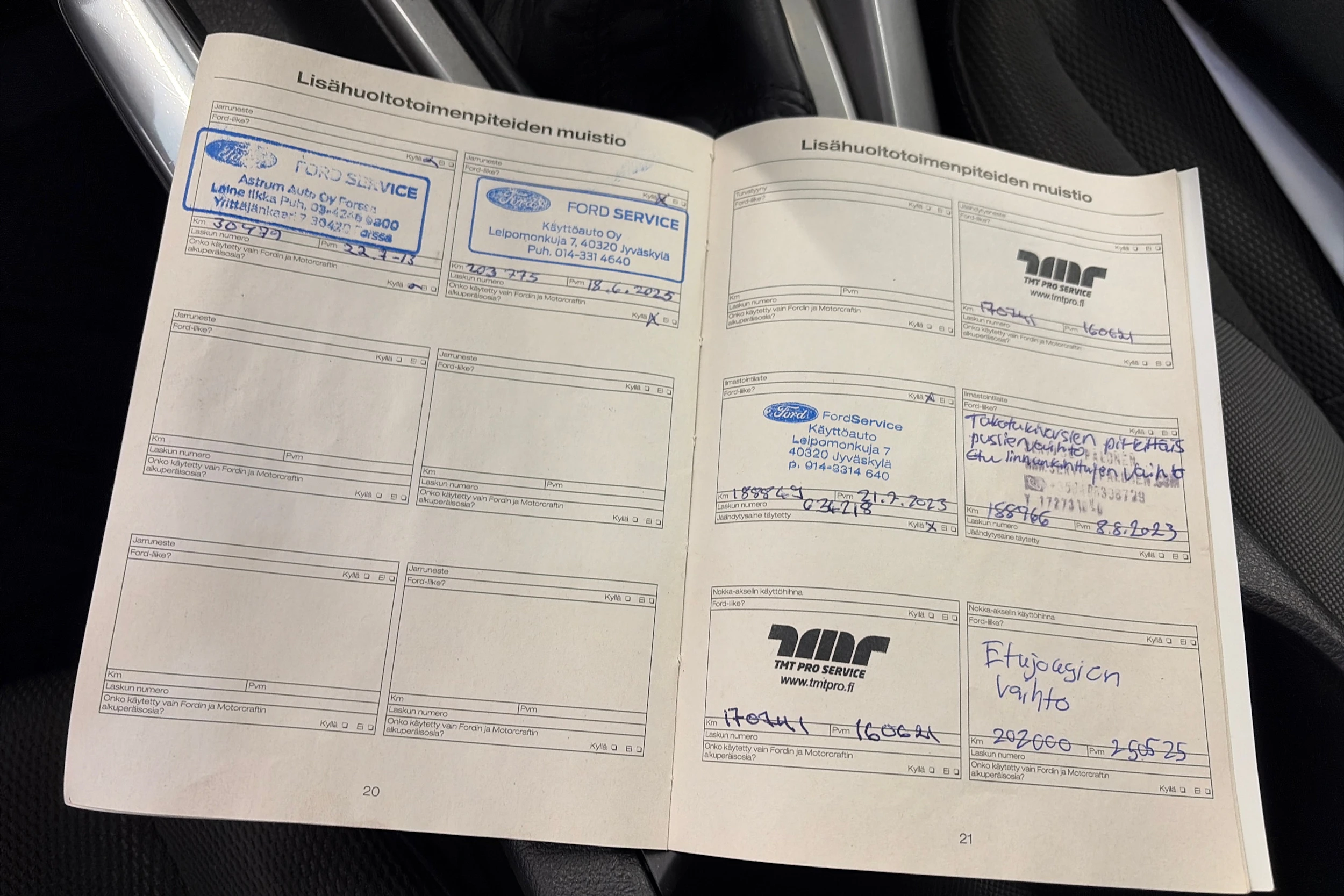 sininen Ford Focus 2011 kuva 35.