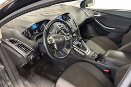musta Ford Focus 2011 kuva 3.
