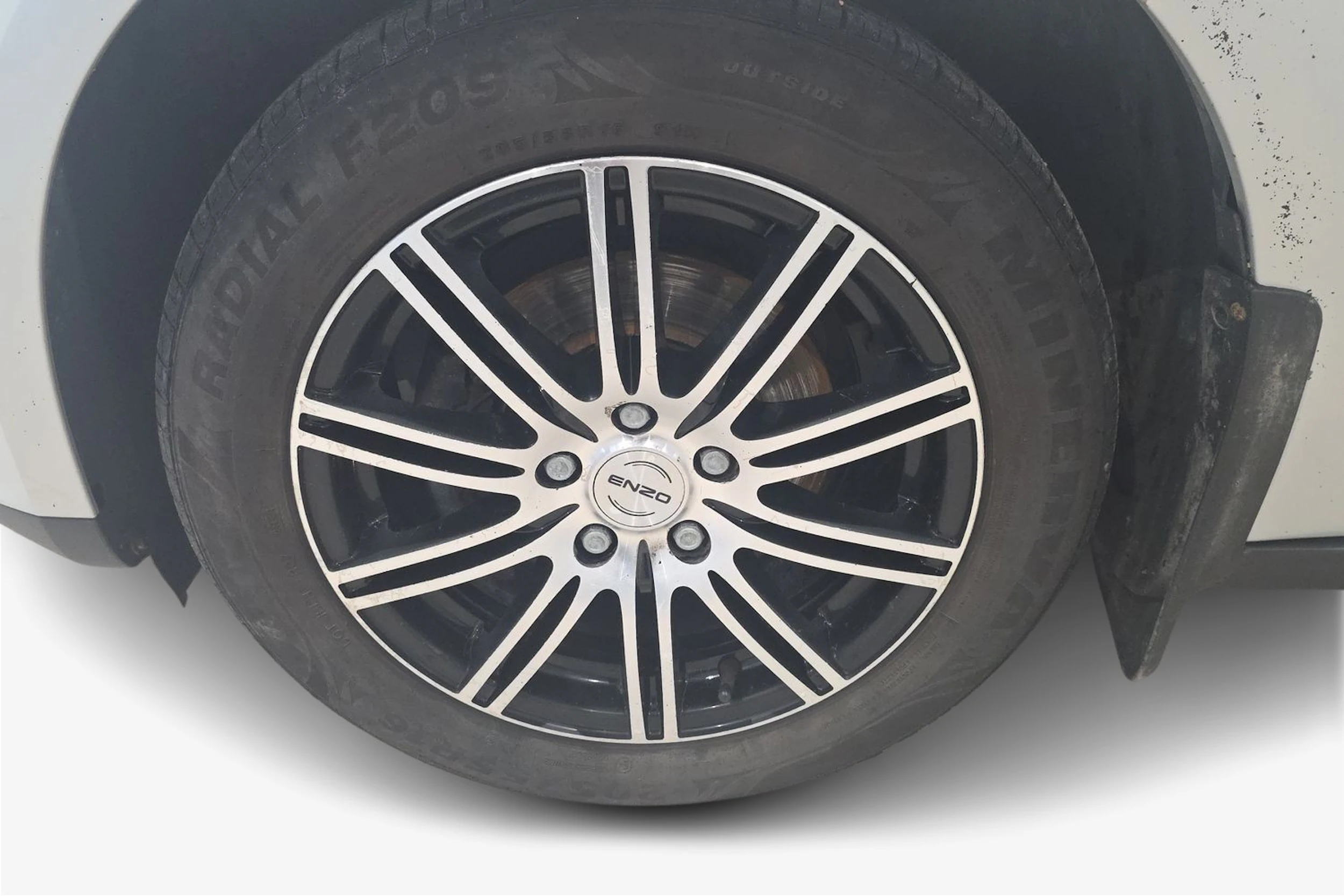harmaa Ford Focus 2011 kuva 9.