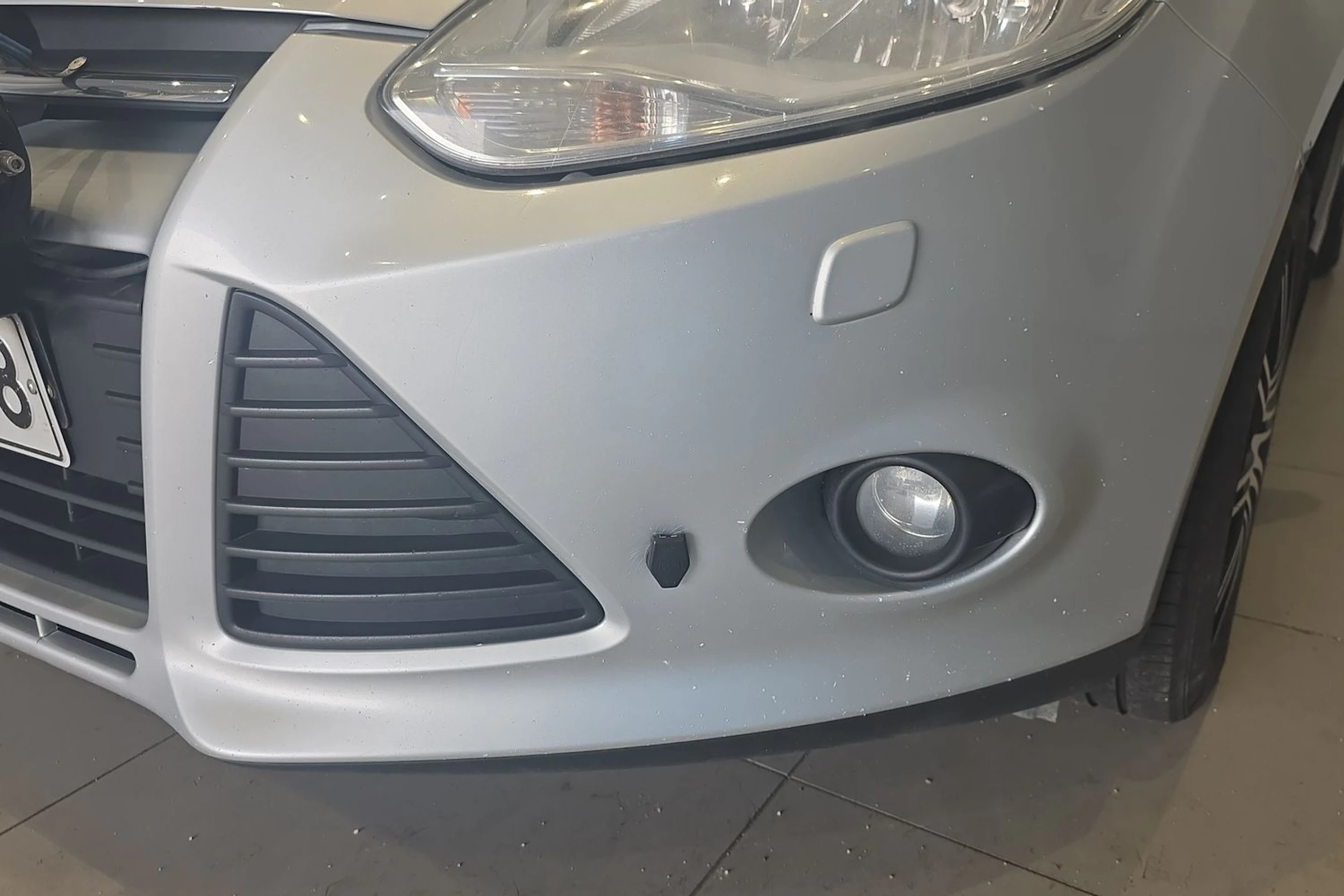 harmaa Ford Focus 2011 kuva 17.