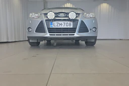 harmaa Ford Focus 2011 kuva 20.