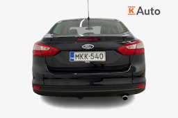 Musta Ford FOCUS 2011 kuva 3.