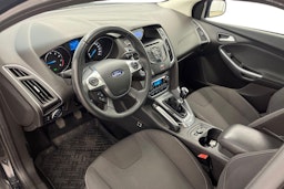 Musta Ford FOCUS 2011 kuva 7.