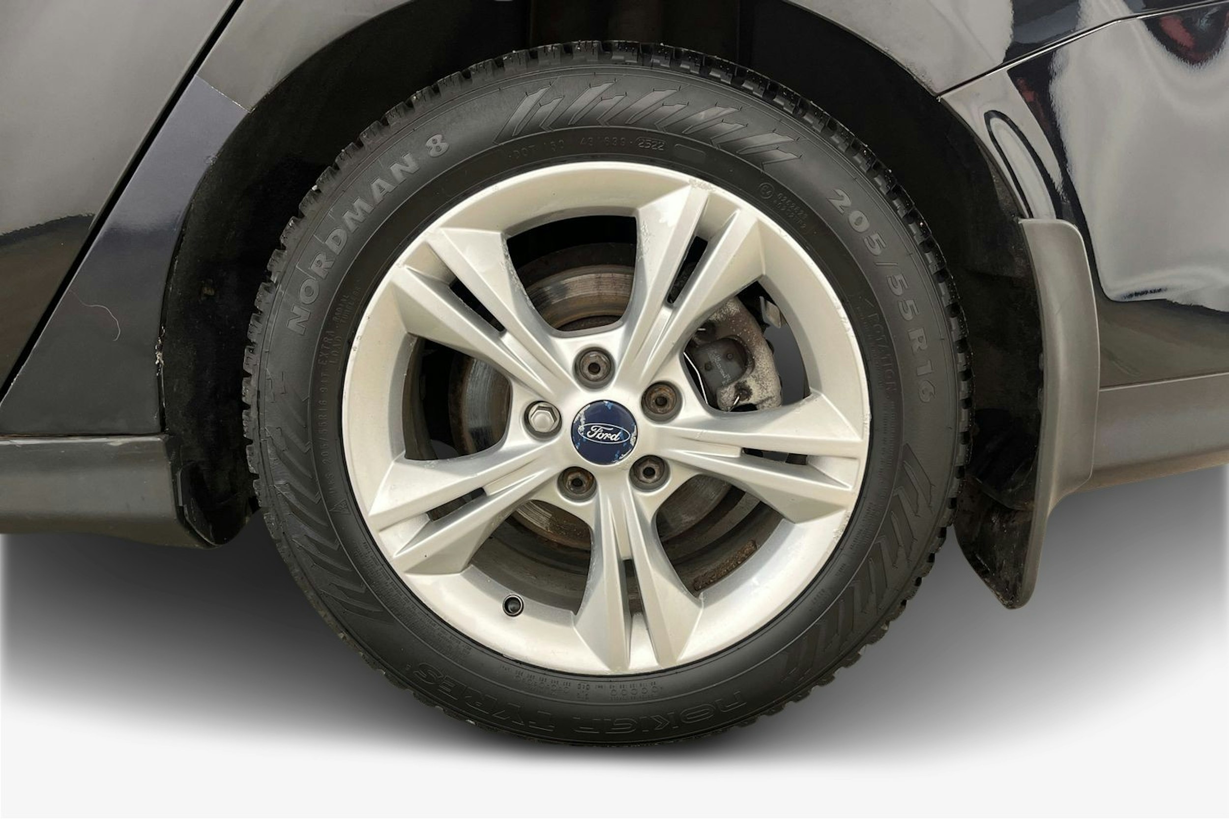 Musta Ford FOCUS 2011 kuva 11.