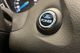 Musta Ford FOCUS 2011 kuva 20.