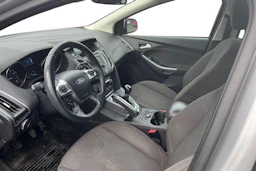 harmaa Ford Focus 2012 kuva 3.