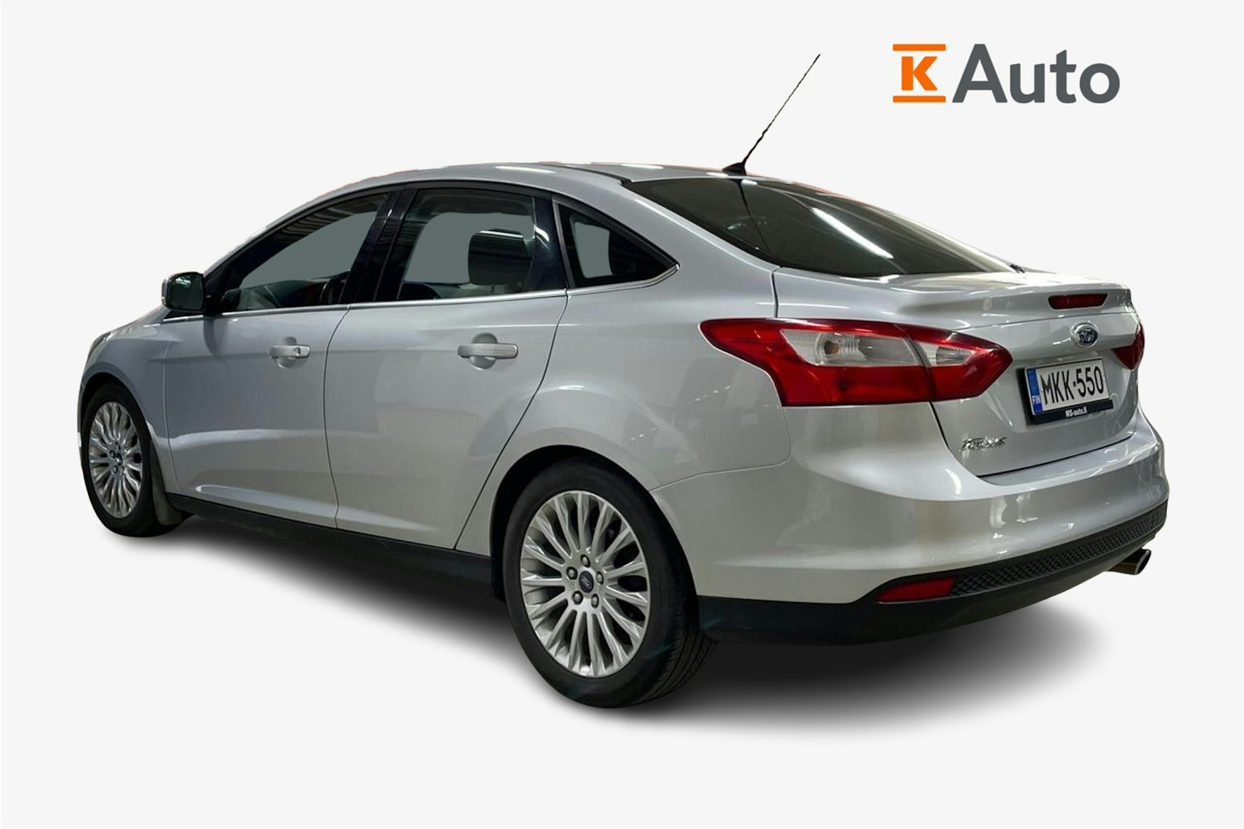harmaa Ford Focus 2012 kuva 2.