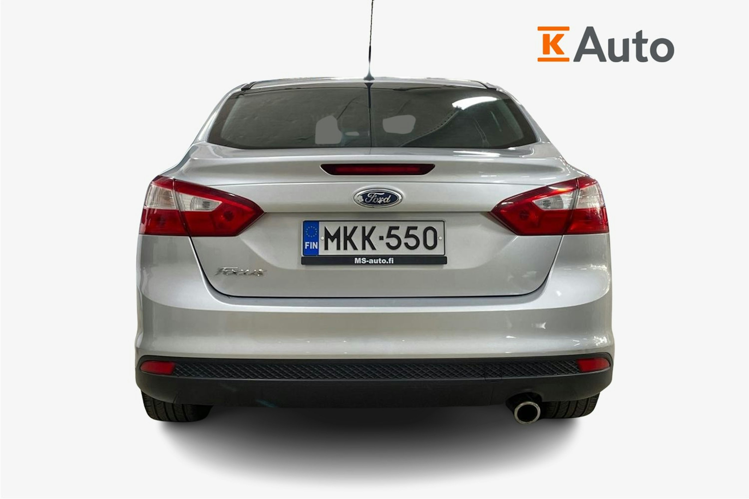 harmaa Ford Focus 2012 kuva 3.