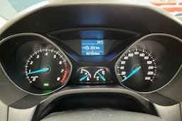 harmaa Ford Focus 2012 kuva 15.