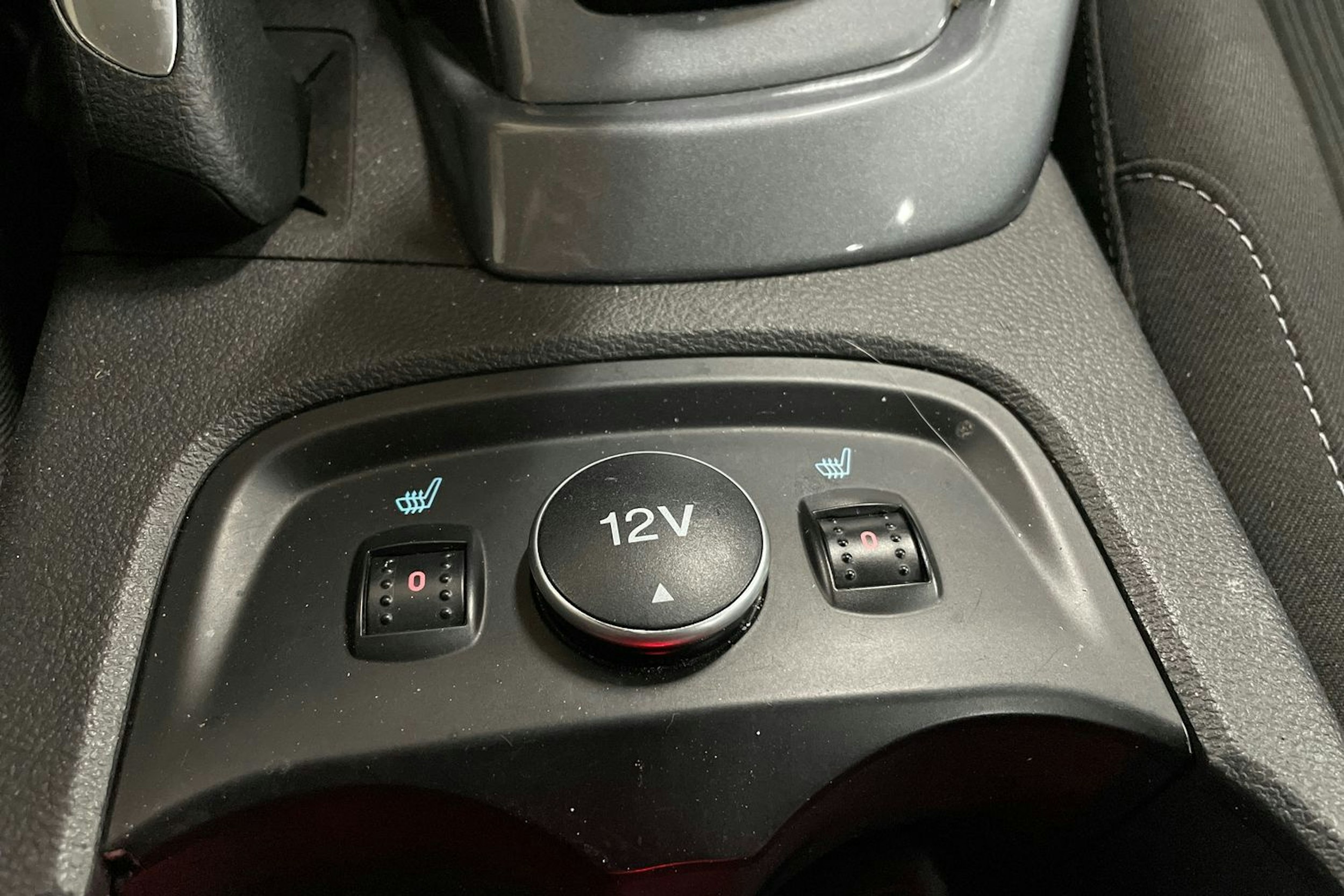 harmaa Ford Focus 2012 kuva 21.
