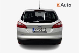 harmaa Ford Focus 2012 kuva 3.