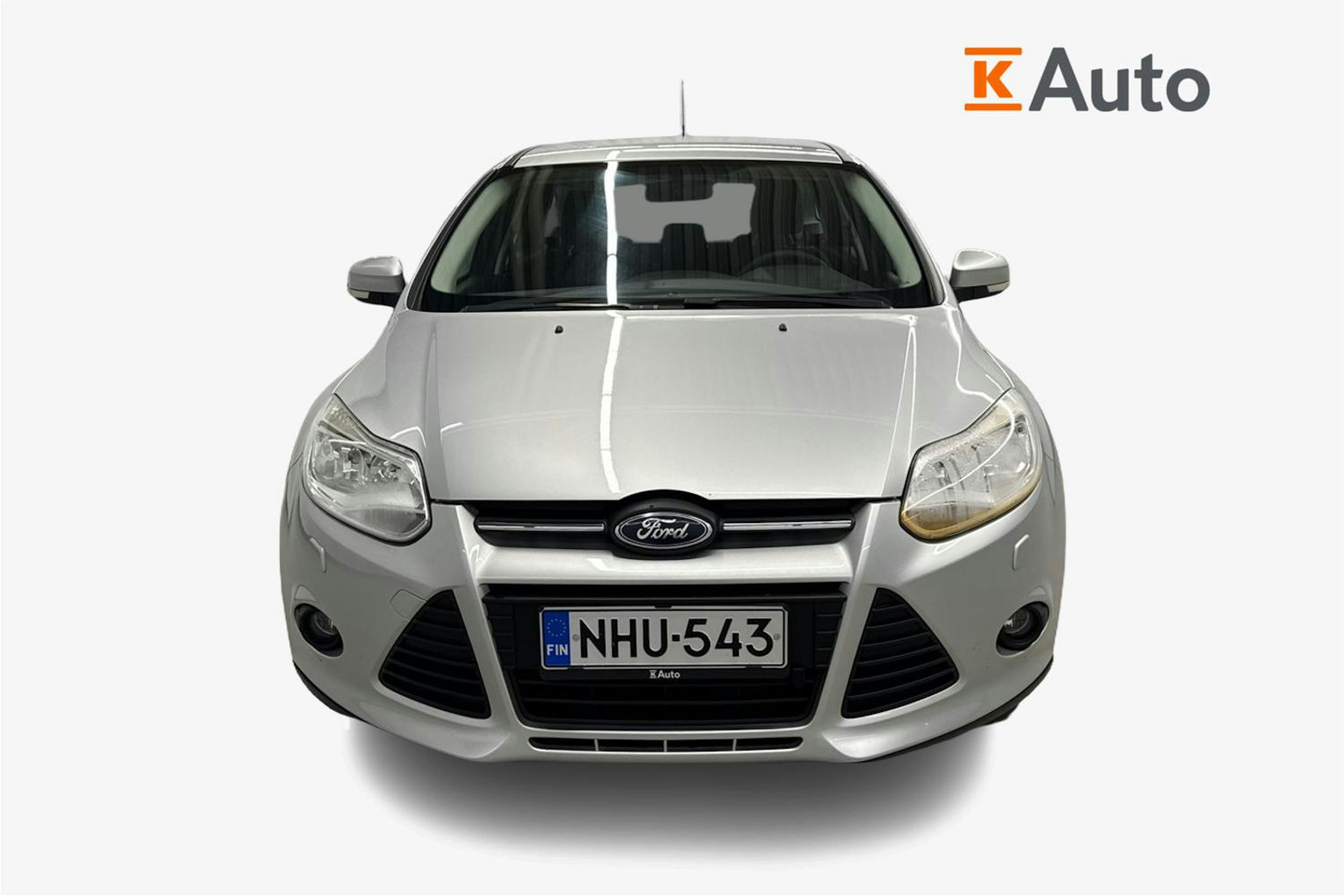 harmaa Ford Focus 2012 kuva 5.