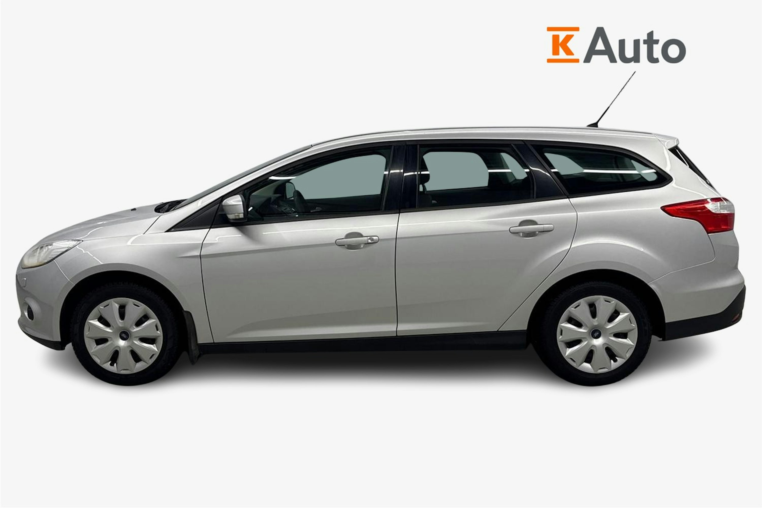 harmaa Ford Focus 2012 kuva 6.