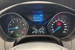 harmaa Ford Focus 2012 kuva 16.