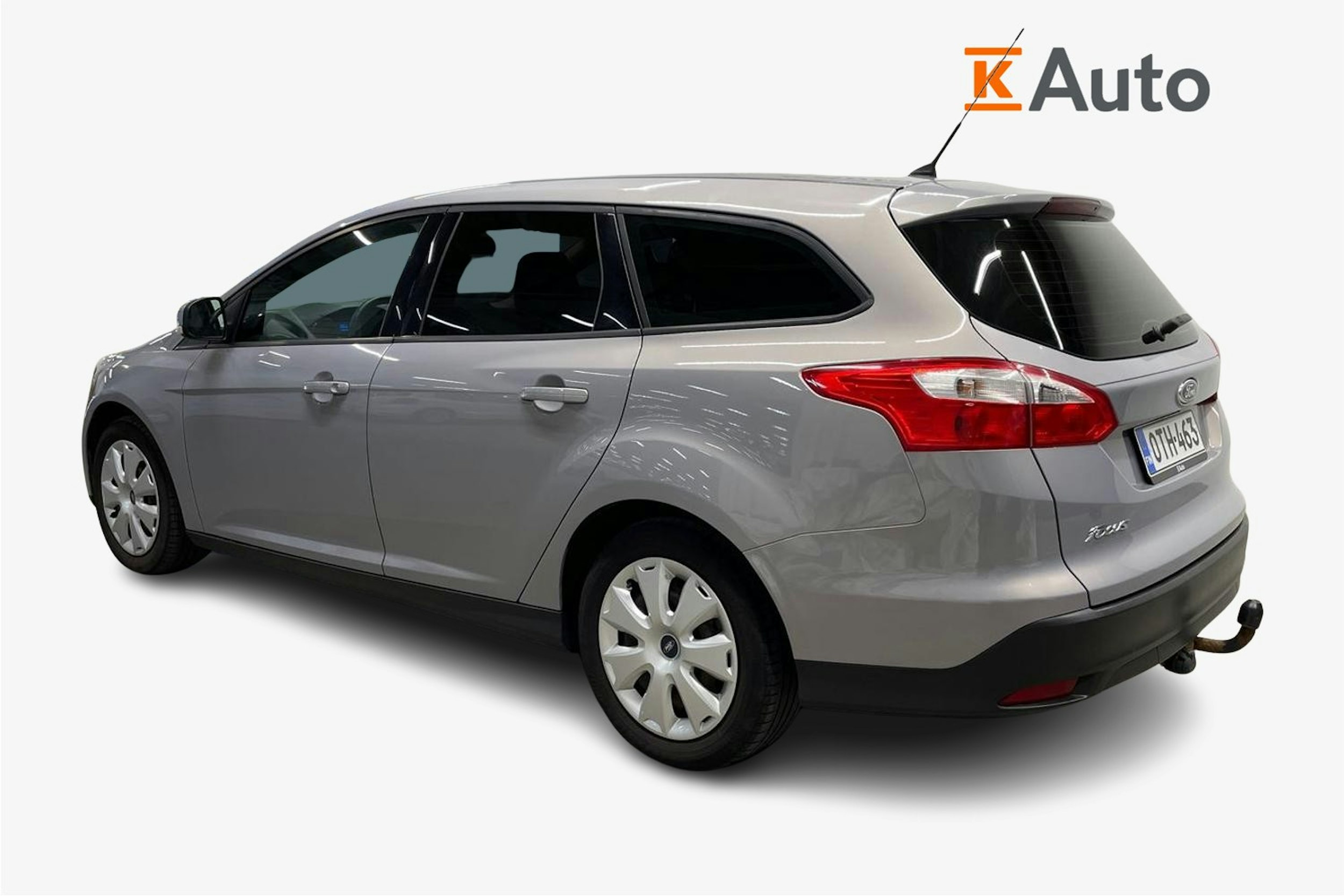 Harmaa Ford FOCUS 2012 kuva 2.