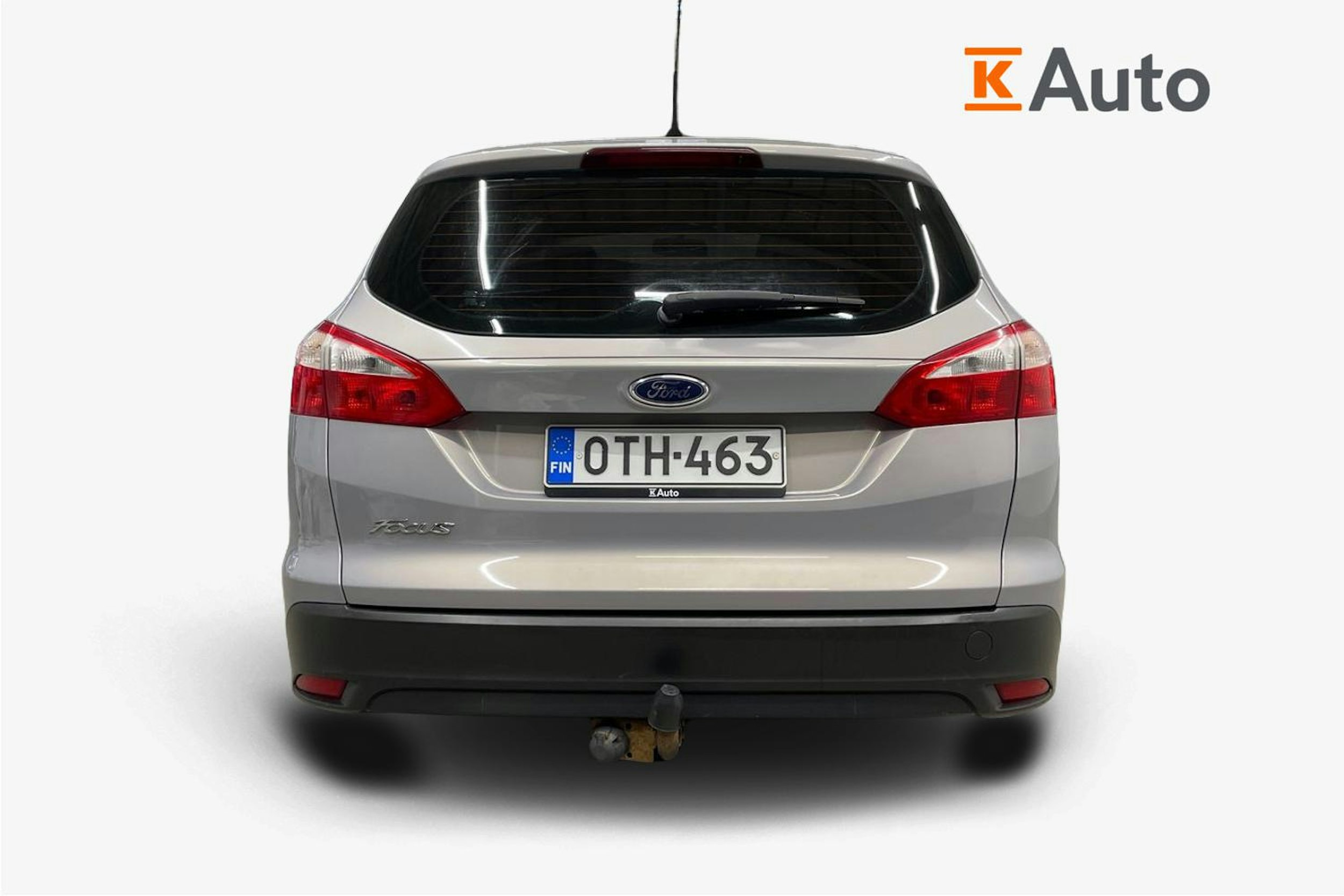 Harmaa Ford FOCUS 2012 kuva 3.