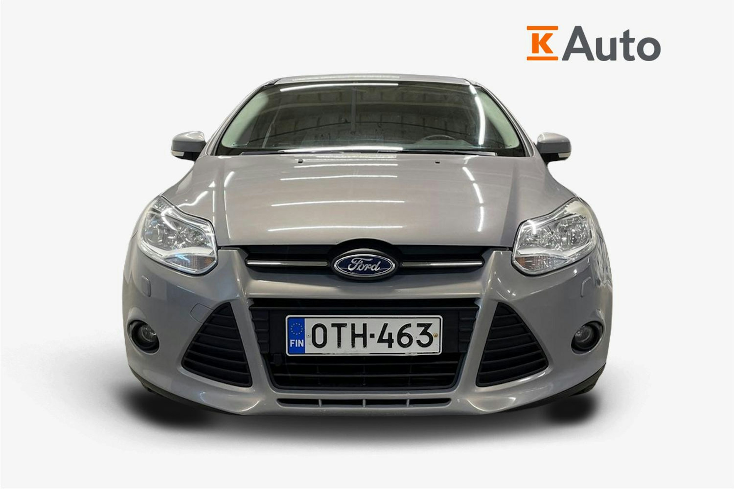 Harmaa Ford FOCUS 2012 kuva 4.