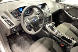 Harmaa Ford FOCUS 2012 kuva 6.