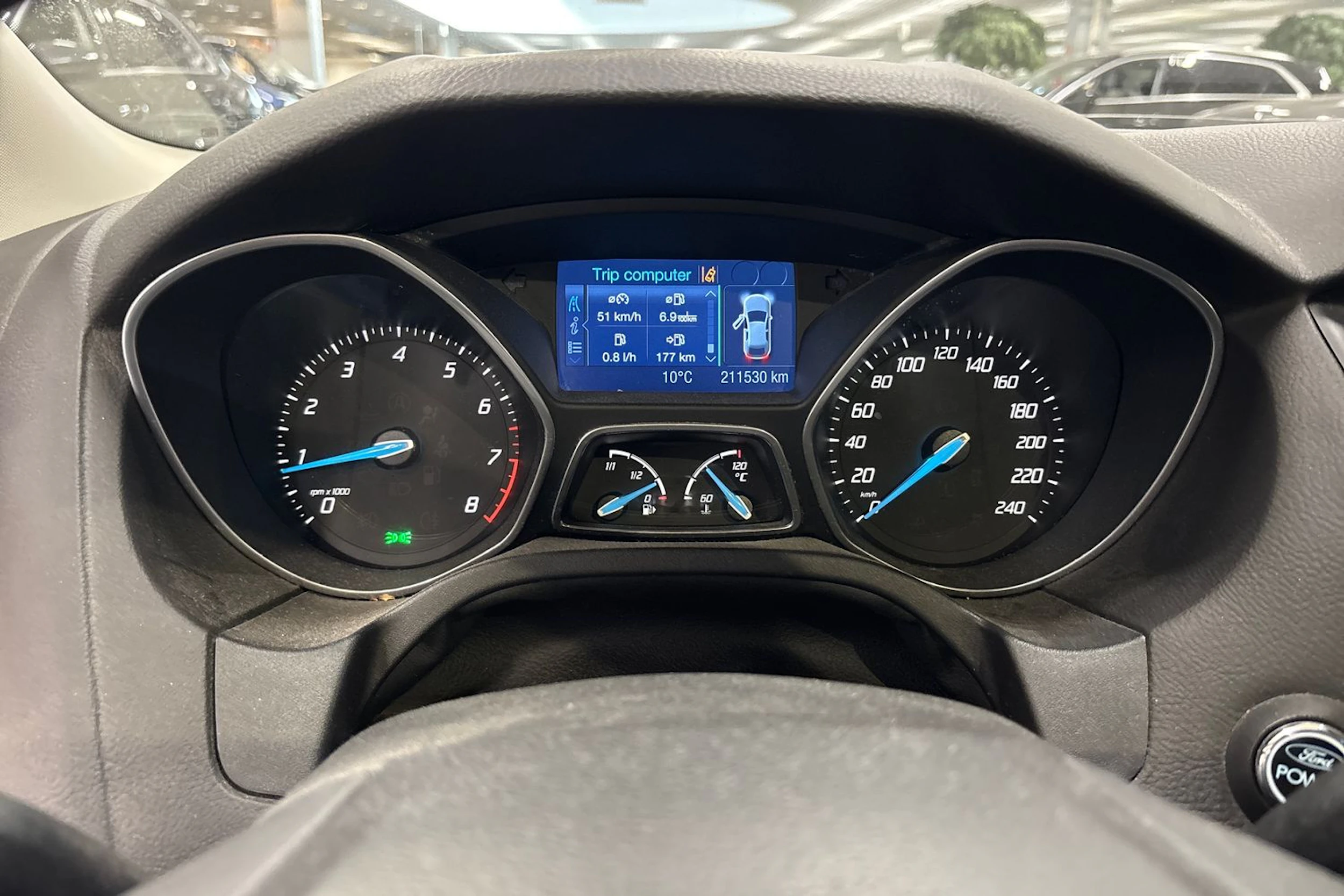 sininen Ford Focus 2012 kuva 21.