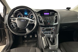 ruskea (beige) Ford Focus 2012 kuva 9.