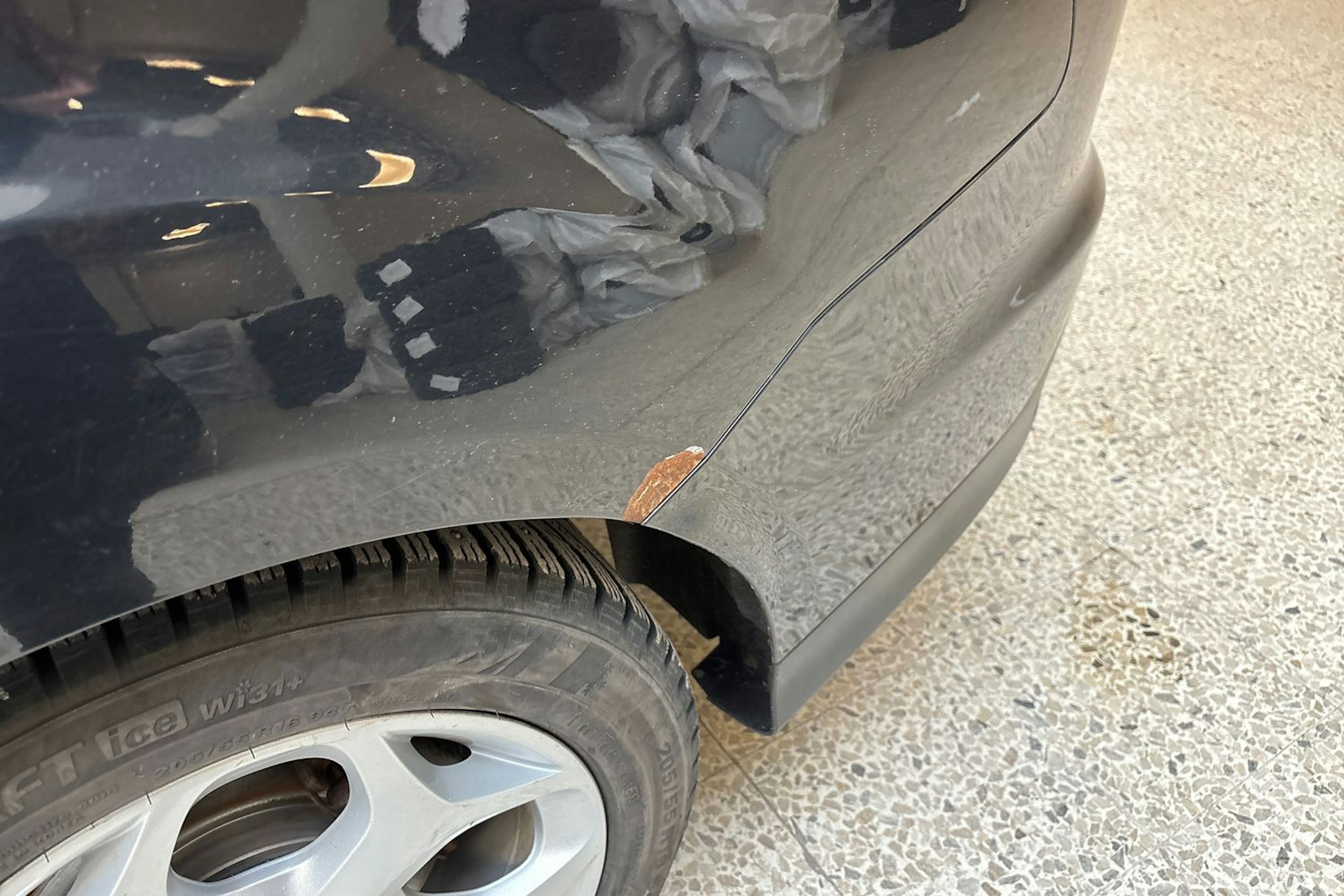 Musta Ford FOCUS 2012 kuva 11.