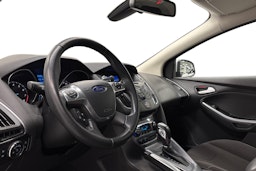 harmaa Ford Focus 2012 kuva 3.