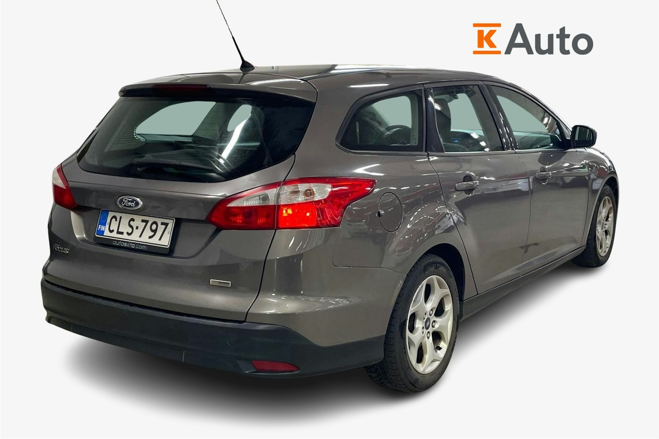 harmaa Ford Focus 2013 kuva 2.