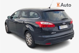 Musta Ford FOCUS 2013 kuva 2.