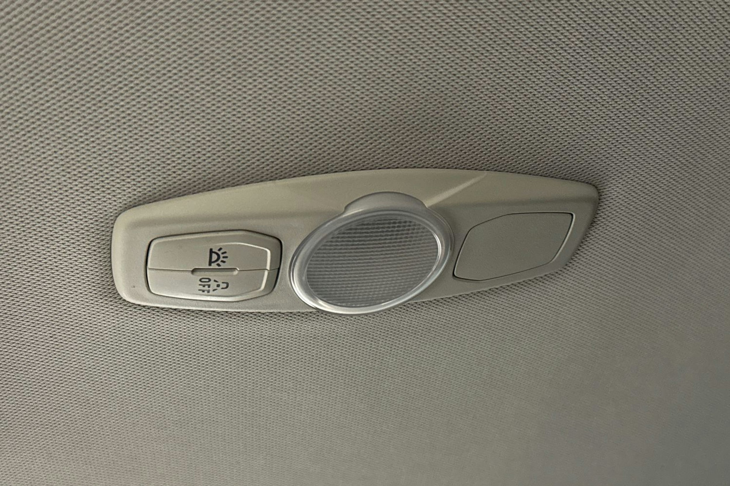 punainen Ford Focus 2013 kuva 20.