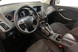 musta Ford Focus 2013 kuva 3.