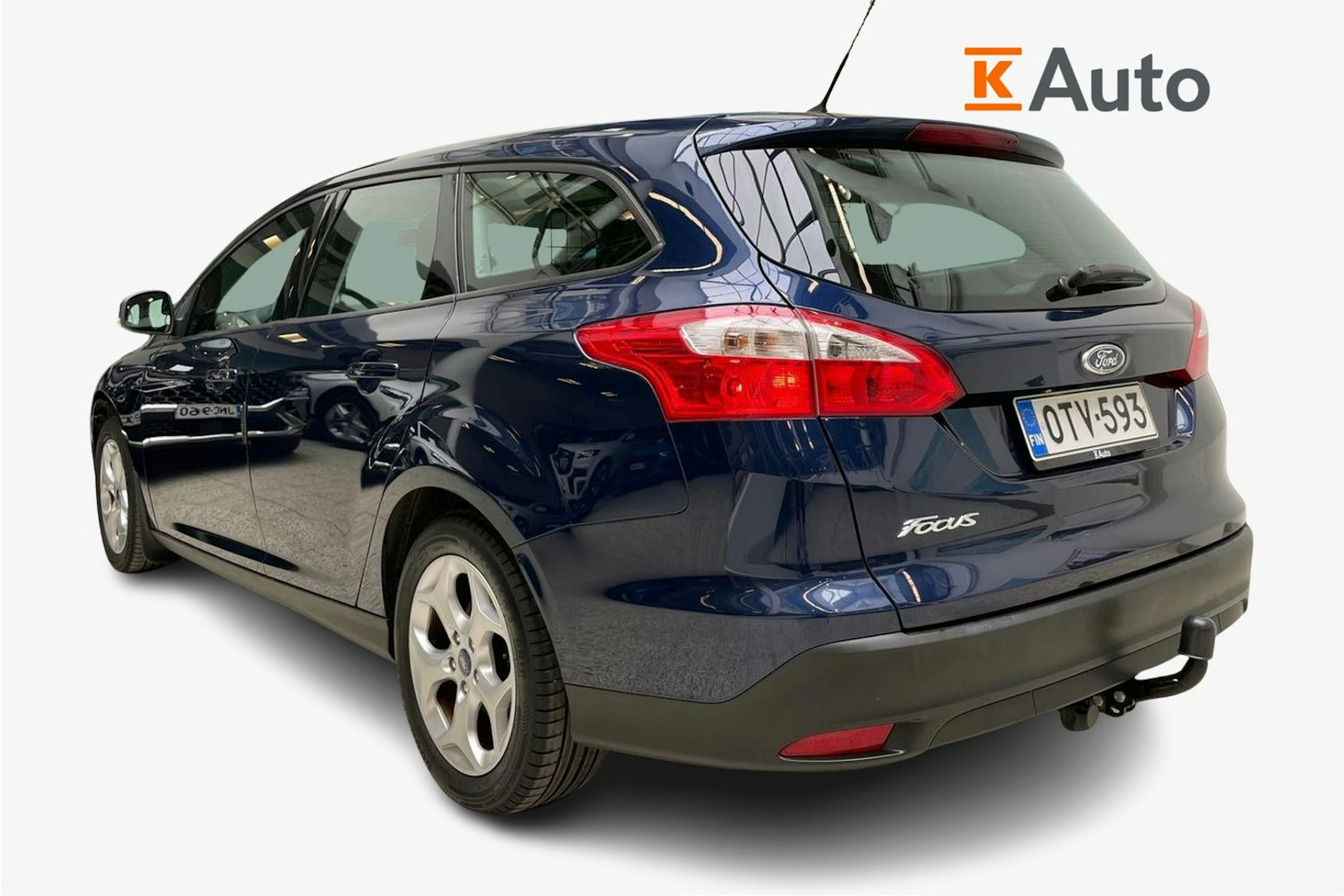 sininen Ford Focus 2013 kuva 2.