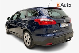 sininen Ford Focus 2013 kuva 2.