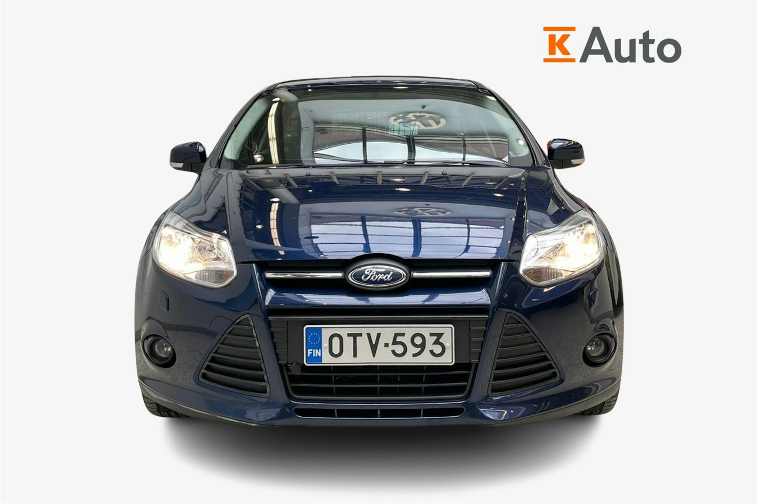 sininen Ford Focus 2013 kuva 5.
