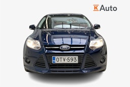 sininen Ford Focus 2013 kuva 5.