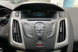 sininen Ford Focus 2013 kuva 19.