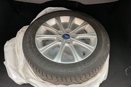 sininen Ford Focus 2013 kuva 23.
