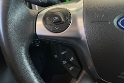 ruskea (beige) Ford Focus 2013 kuva 17.