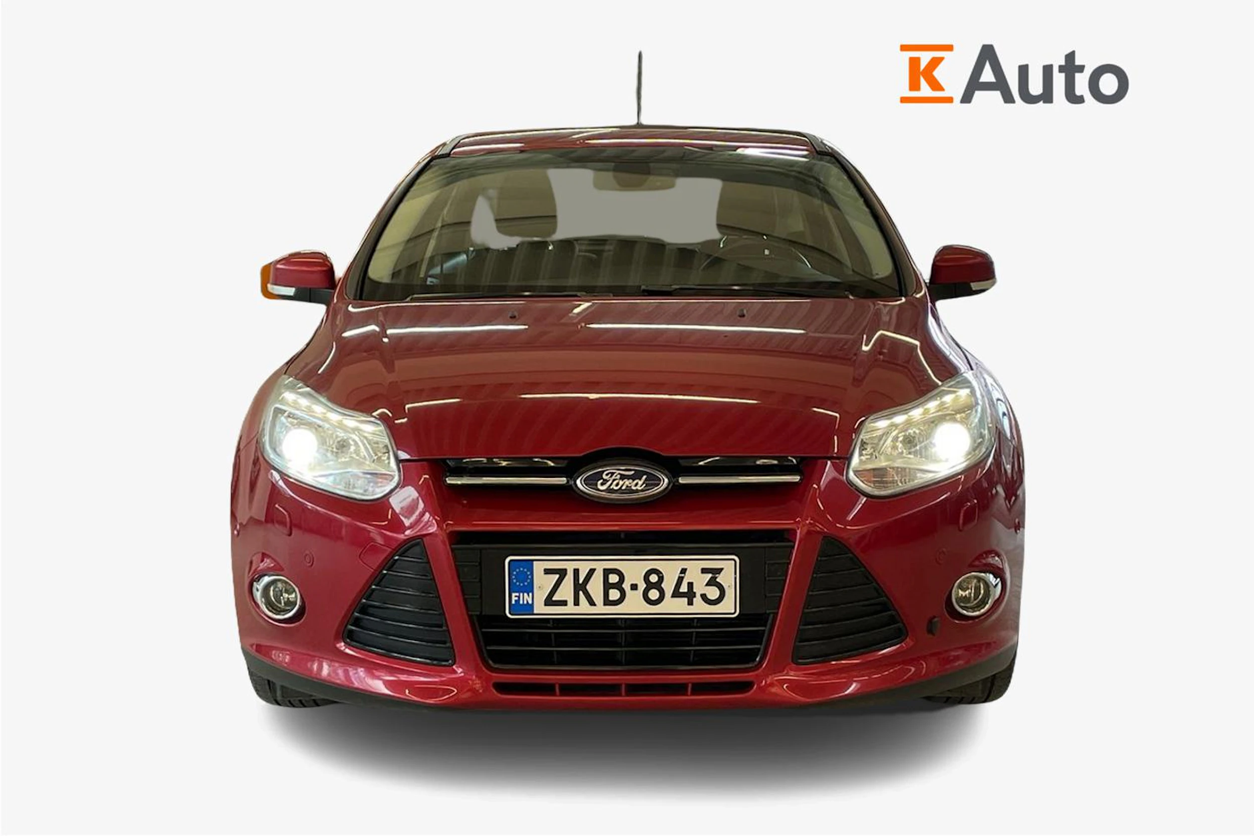 punainen Ford Focus 2013 kuva 5.
