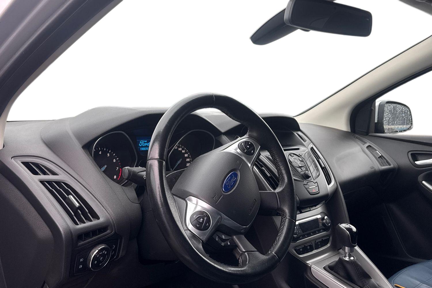 Ford Focus 2014, bild 3/25
