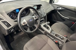 harmaa Ford Focus 2014 kuva 7.