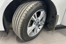harmaa Ford Focus 2014 kuva 11.