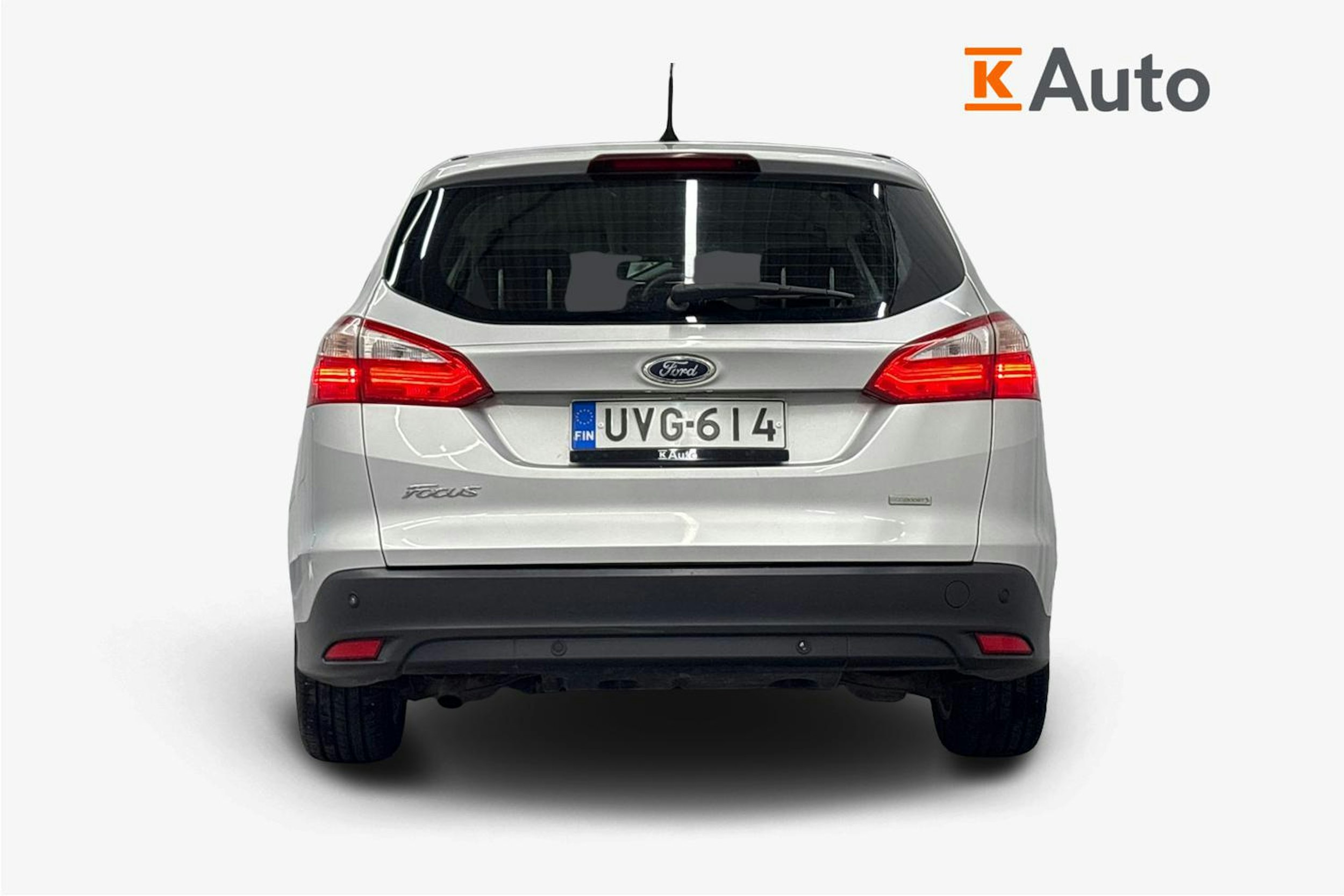 harmaa Ford Focus 2014 kuva 3.
