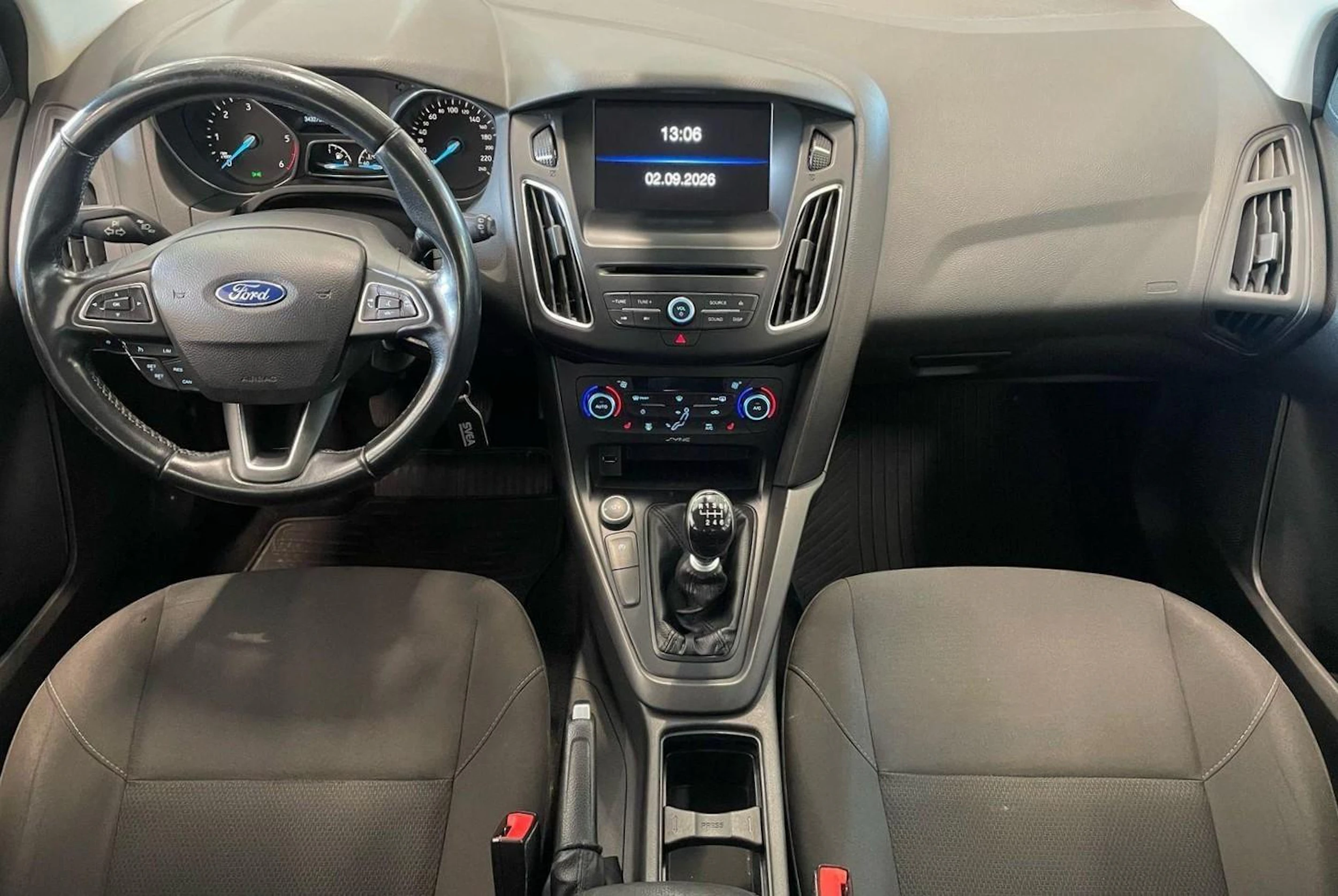 met. harmaa Ford Focus 2015 kuva 7.