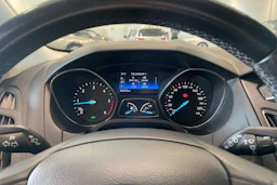 met. harmaa Ford Focus 2015 kuva 13.