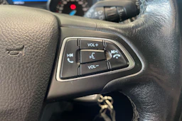 met. harmaa Ford Focus 2015 kuva 14.