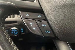 met. harmaa Ford Focus 2015 kuva 16.