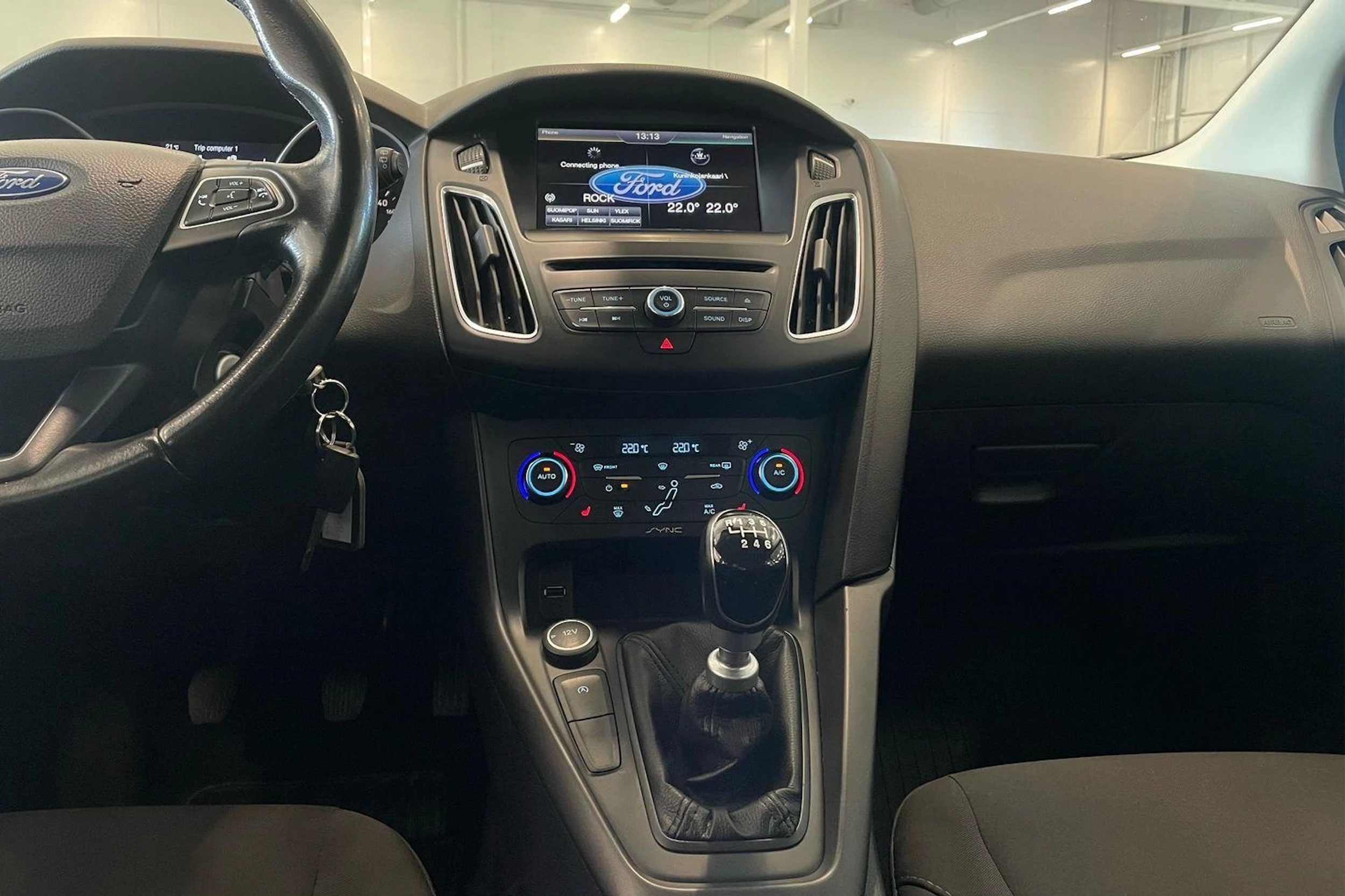 met. harmaa Ford Focus 2015 kuva 18.